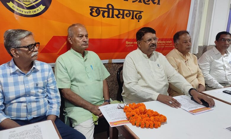 लोकतंत्र सेनानी 26 जून को सम्मानित होंगे मुख्यमंत्री आवास पर-उपासने लोकतंत्र सेनानी 26 जून को सम्मानित होंगे मुख्यमंत्री आवास पर-उपासने