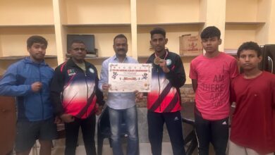सेक्टर 7 इस्पात क्लब में उत्तराखंड में गोल्ड मेडल जीतने वाले खिलाड़ी जी.भरत एवं प्रशिक्षक जी. अमर को सम्मानित किया गया