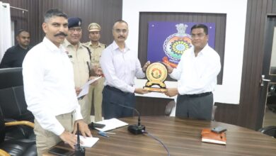 वरिष्ठ आरक्षकों की अनुसंधान संबंधी प्रशिक्षण सह-कार्यशाला का समापन… उत्कृष्ट वरिष्ठ आरक्षकों को किया गया पुरुस्कृत